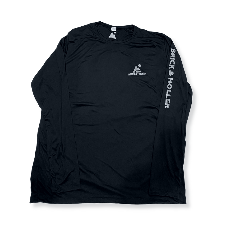 Lightweight, roomy and highly breathable, these moisture-wicking tees feature special technology to lock in color.